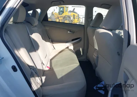 2014 Toyota Prius Two из США, поврежденный, VIN JTDKN3DU3E1755072